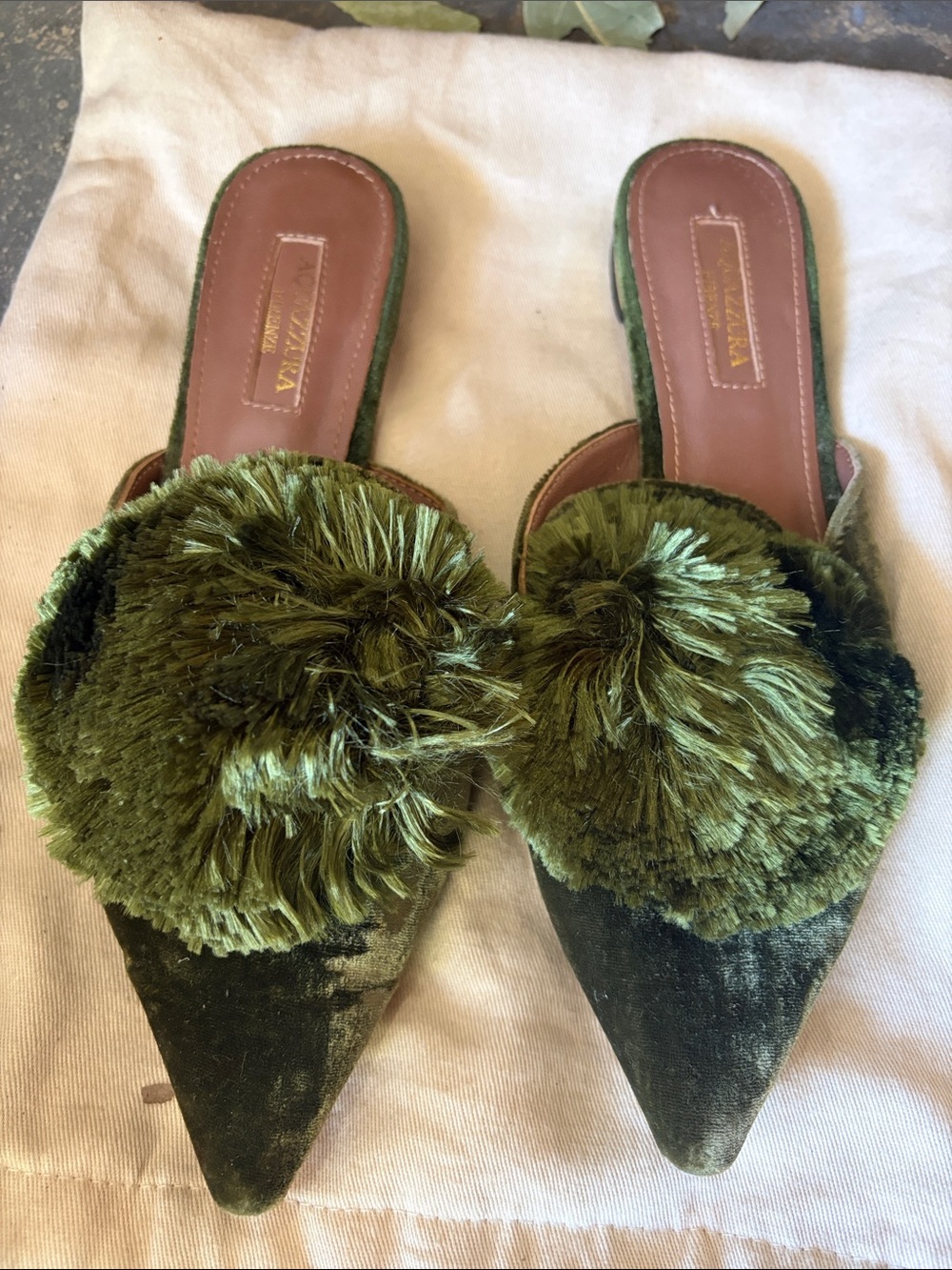 Aquazzura Powder Puff green velvet mules slippers size 37